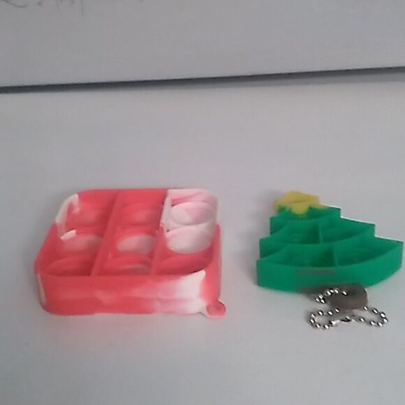 Pop Fidget  Toys - Picture 7 of 13